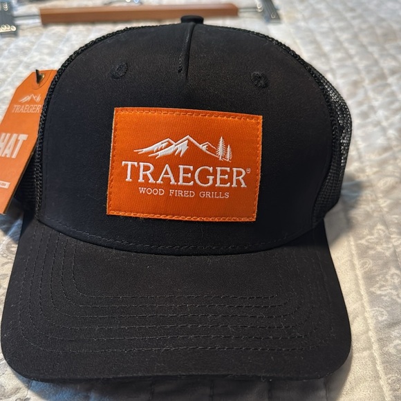 Traeger Wood Fired Pellet Grills Trucker Hat NWT - Picture 3 of 10